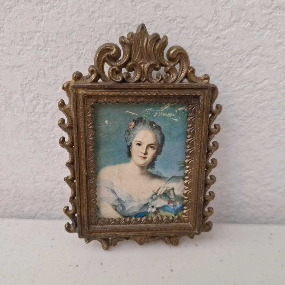 Antique Glass Front Italian Brass Metal Filigree Photo Frame 4